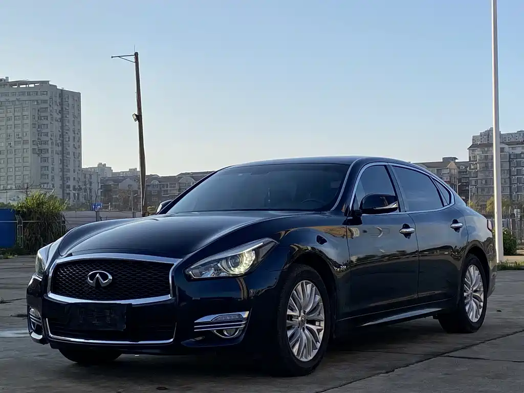Infiniti Infiniti Q70 2019 Q70L 2.0T Luxe Edition 2020