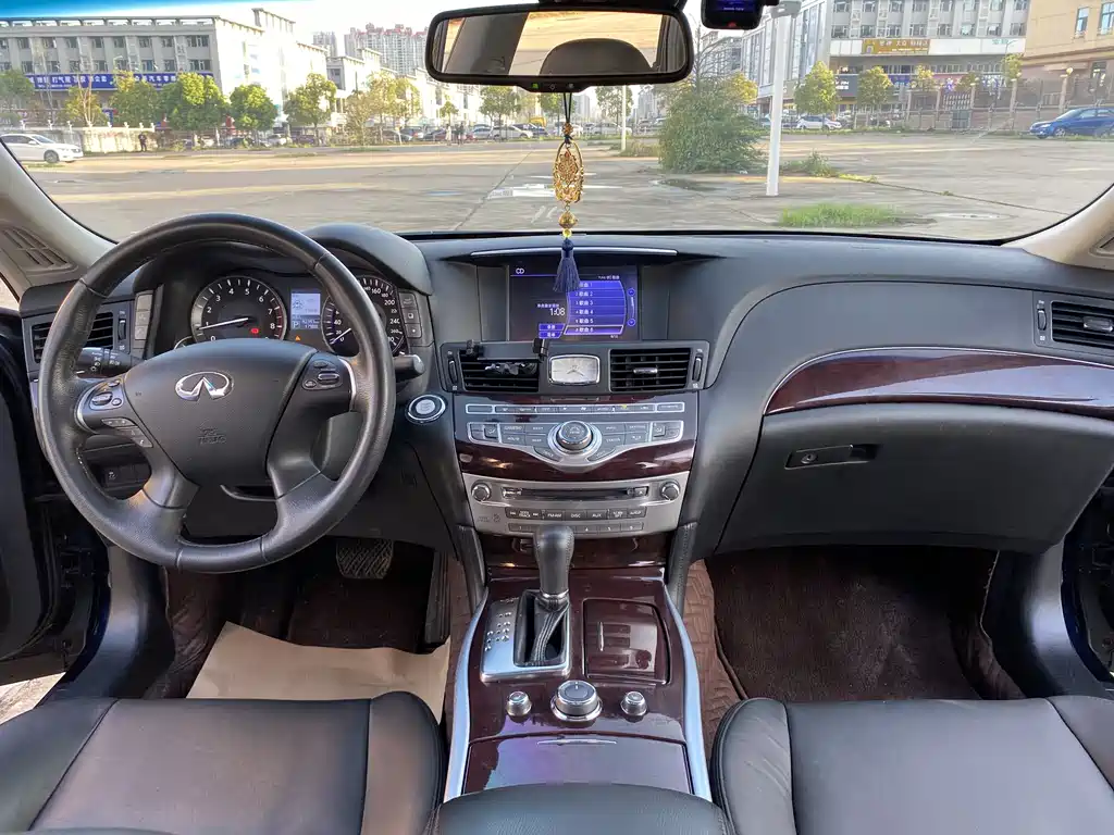 Infiniti Infiniti Q70 2019 Q70L 2.0T Luxe Edition 2020 - thumbnail 8
