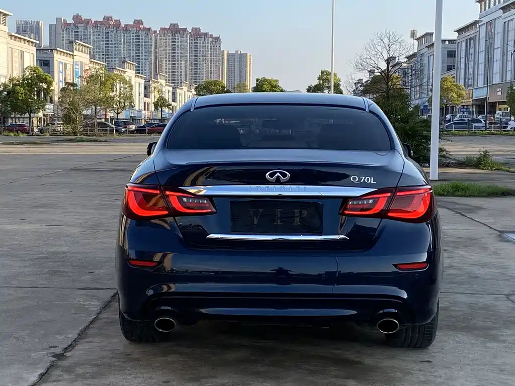 Infiniti Infiniti Q70 2019 Q70L 2.0T Luxe Edition 2020 - thumbnail 10