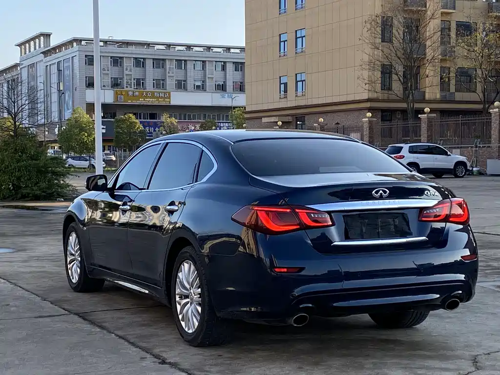 Infiniti Infiniti Q70 2019 Q70L 2.0T Luxe Edition 2020 - thumbnail 11