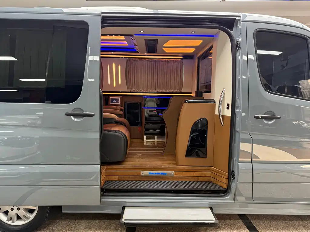 Mercedes-Benz Sprinter RV 2017 3.5L Automatic 2017 - thumbnail 15