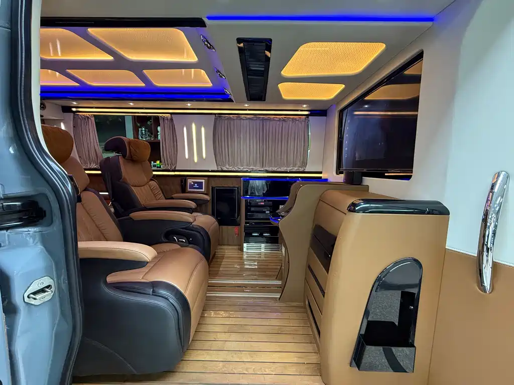Mercedes-Benz Sprinter RV 2017 3.5L Automatic 2017 - thumbnail 24