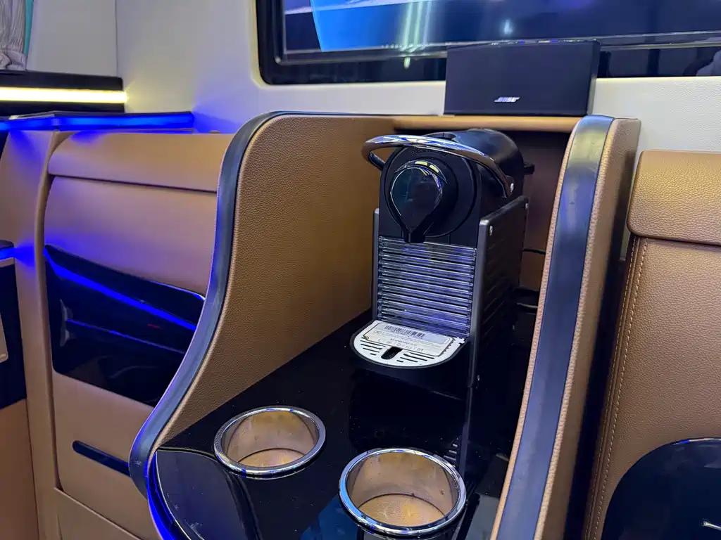 Mercedes-Benz Sprinter RV 2017 3.5L Automatic 2017 - thumbnail 30