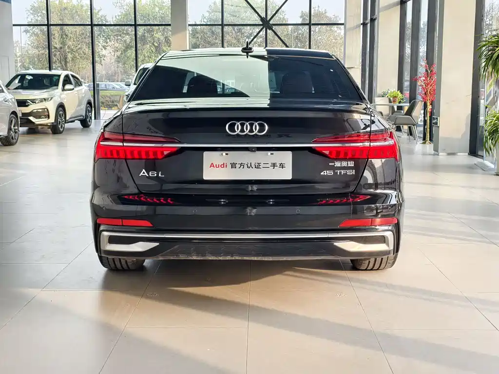 Audi Audi A6L 2023 45 TFSI Premium Dynamic Model 2023 - thumbnail 4