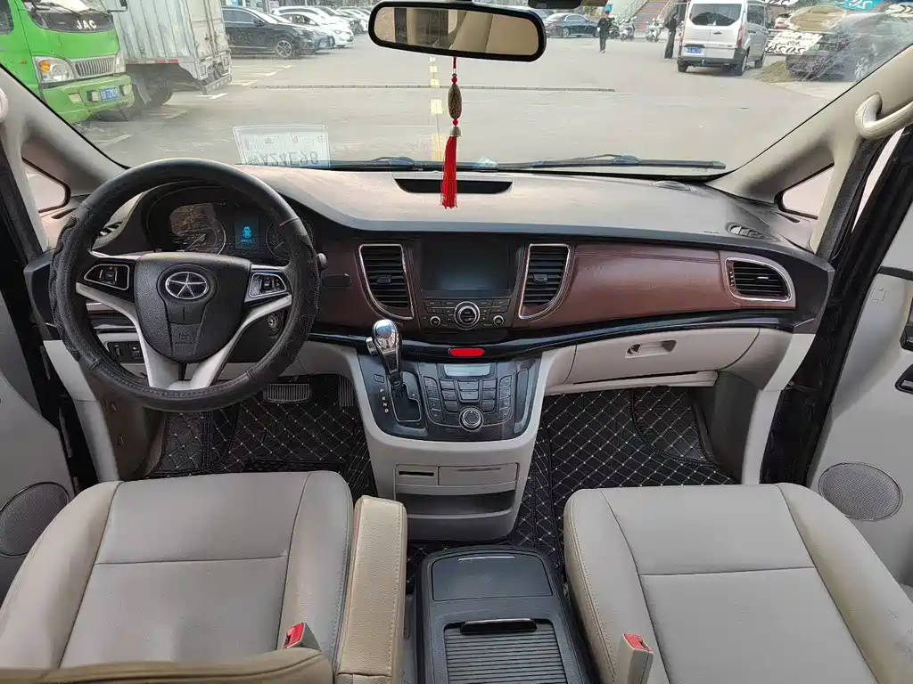 Jianghuai Automotive Group Rui Feng M5 2014 Color Tour 2.0T Gasoline Automatic Business Edition 2016 - thumbnail 4