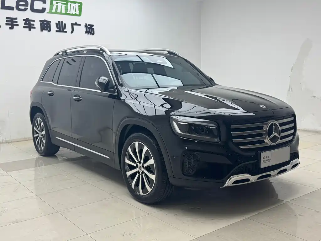 Mercedes-Benz Mercedes-Benz GLB 2024 Model Year Facelift GLB 220 Style 2024 - thumbnail 3