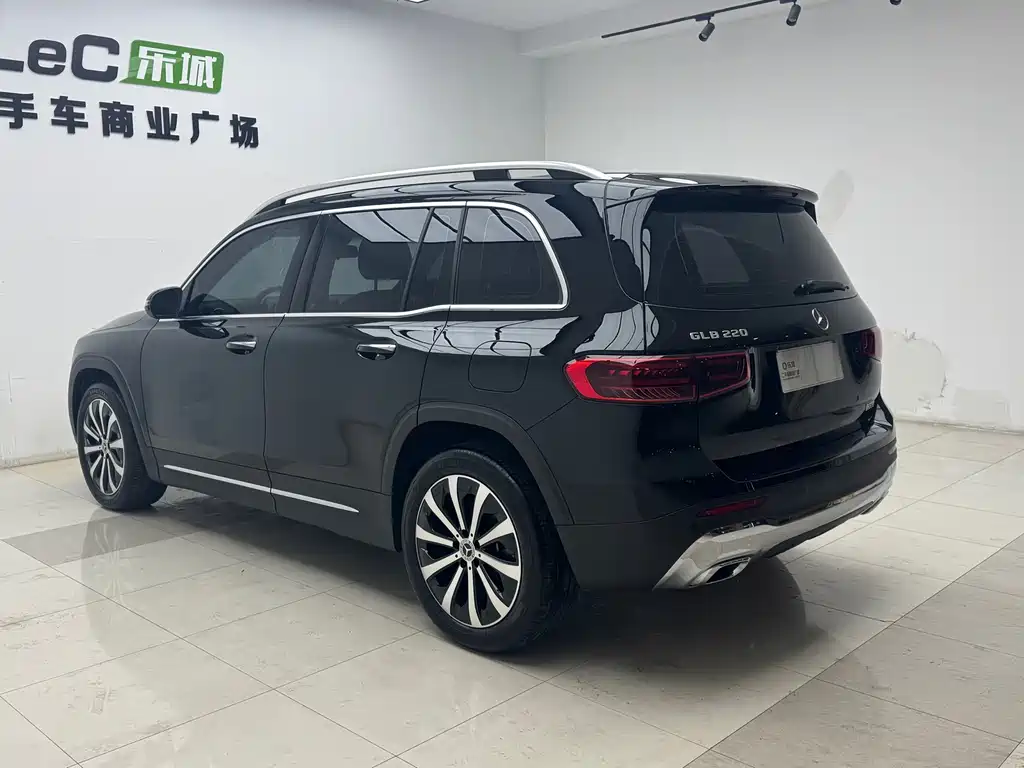 Mercedes-Benz Mercedes-Benz GLB 2024 Model Year Facelift GLB 220 Style 2024 - thumbnail 7