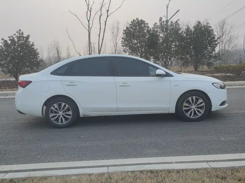 Buick Buick Excelle GT 2021 Facelift 1.3T Automatic Mild Hybrid Advanced Model 2023 - thumbnail 10