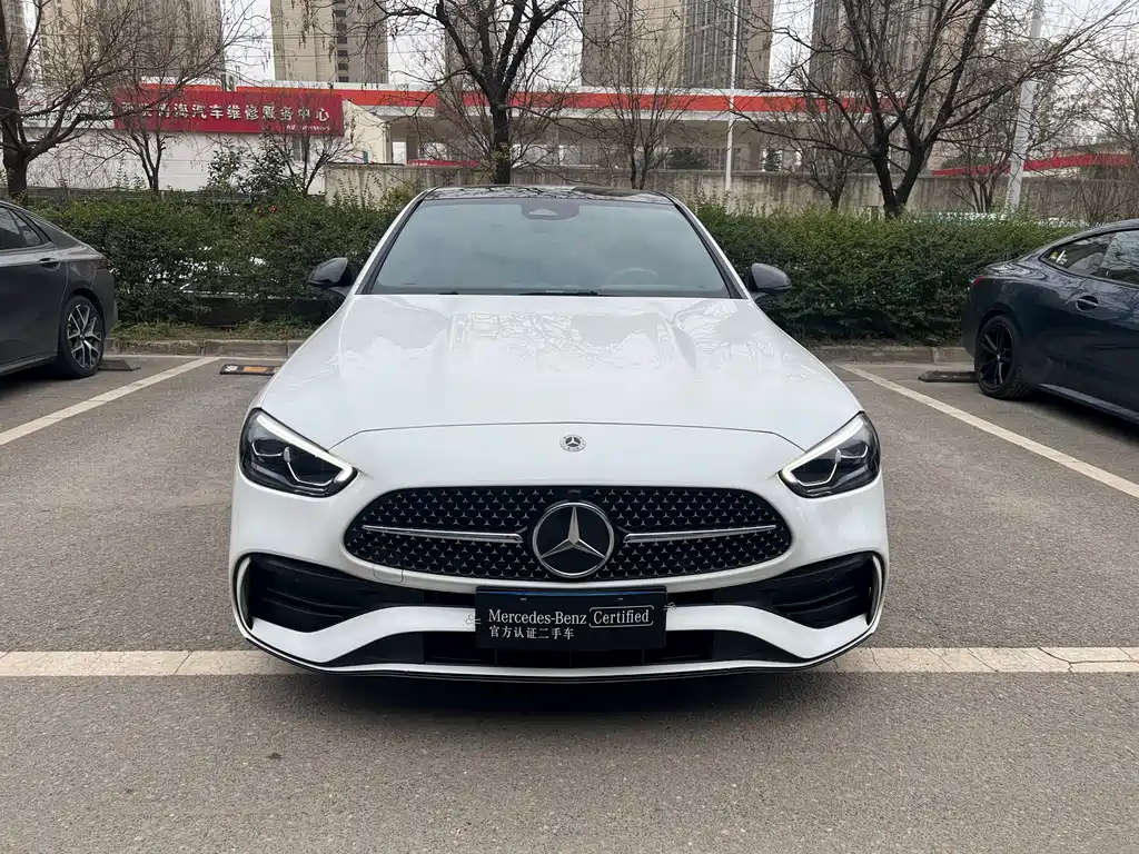Mercedes-Benz Mercedes-Benz C-Class 2023 Facelift C 260 L Night Sport Edition 2023 - thumbnail 3