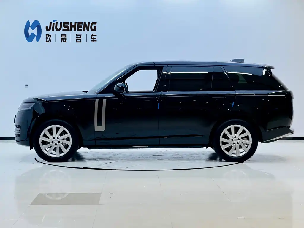 Land Rover Range Rover 2025 3.0 L6 400PS Vogue Long Wheelbase 2025 - thumbnail 3