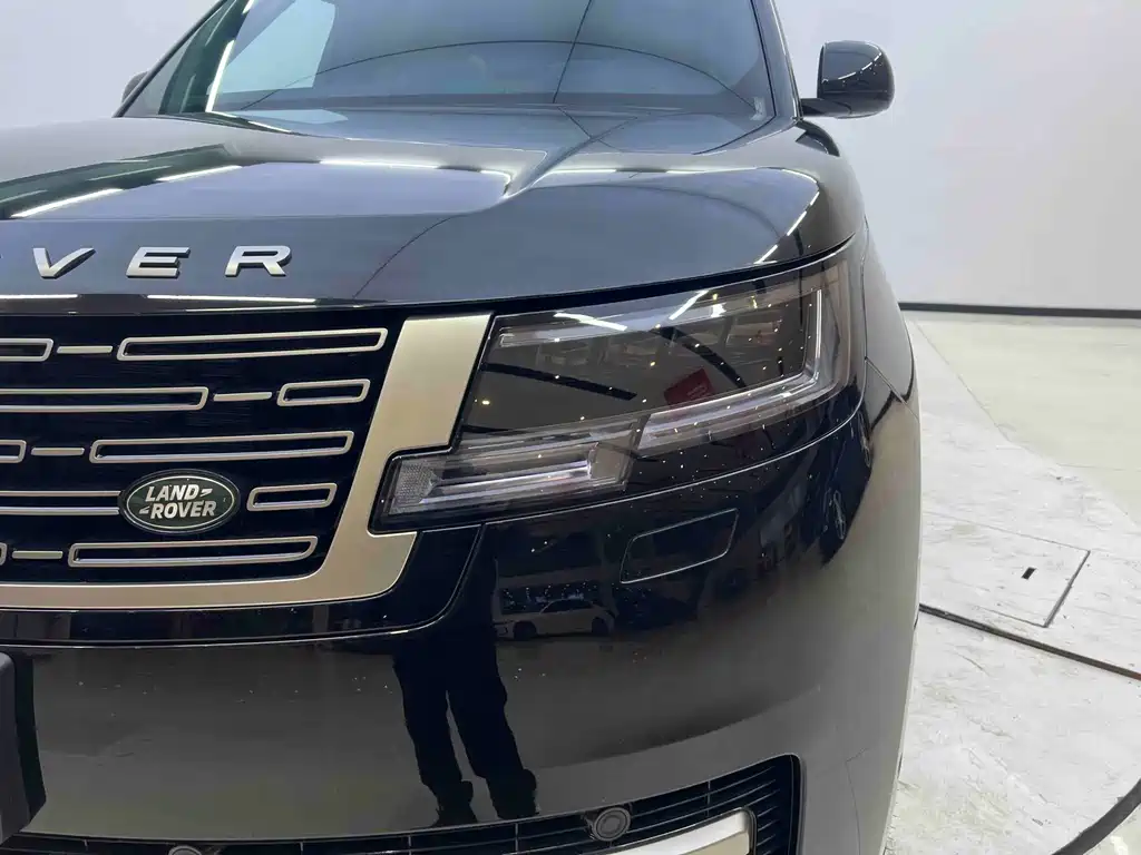 Land Rover Range Rover 2025 3.0 L6 400PS Vogue Long Wheelbase 2025 - thumbnail 7