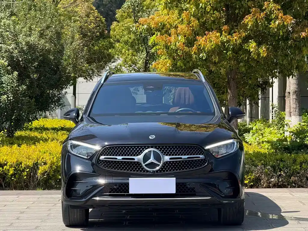 Mercedes-Benz Mercedes-Benz GLC 2023 GLC 260 L 4MATIC Luxury 5-Seat 2023 - thumbnail 2