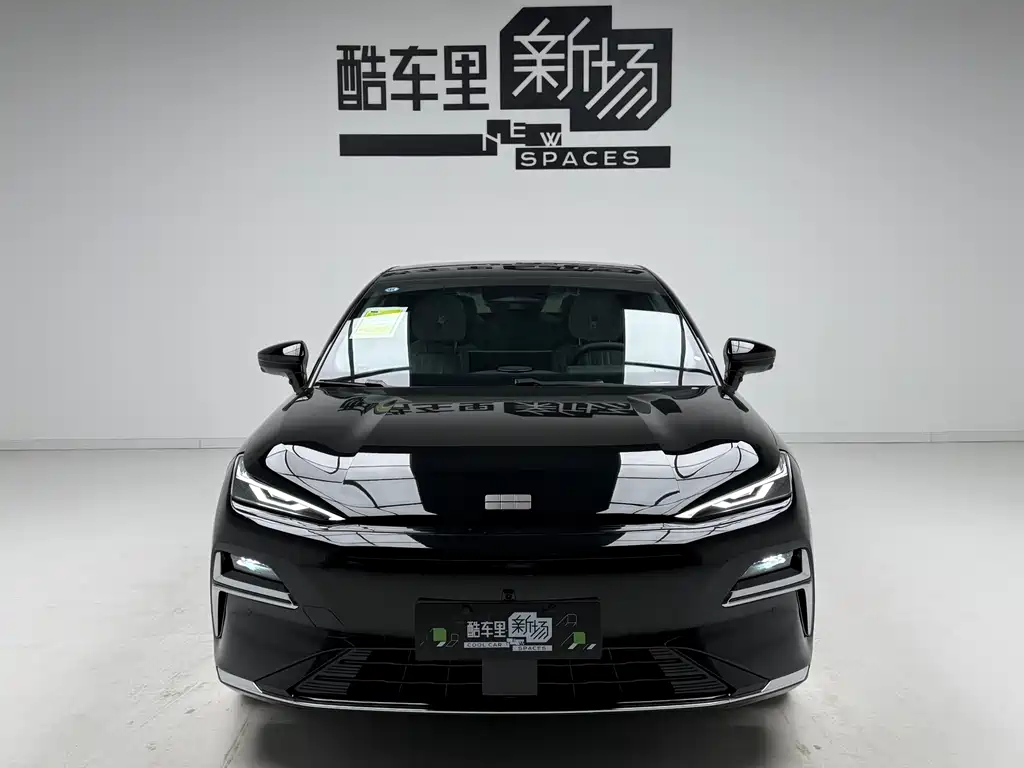 Geely Galaxy Geely Galaxy E8 2025 130km EM-i Flagship Edition 2026 - thumbnail 2