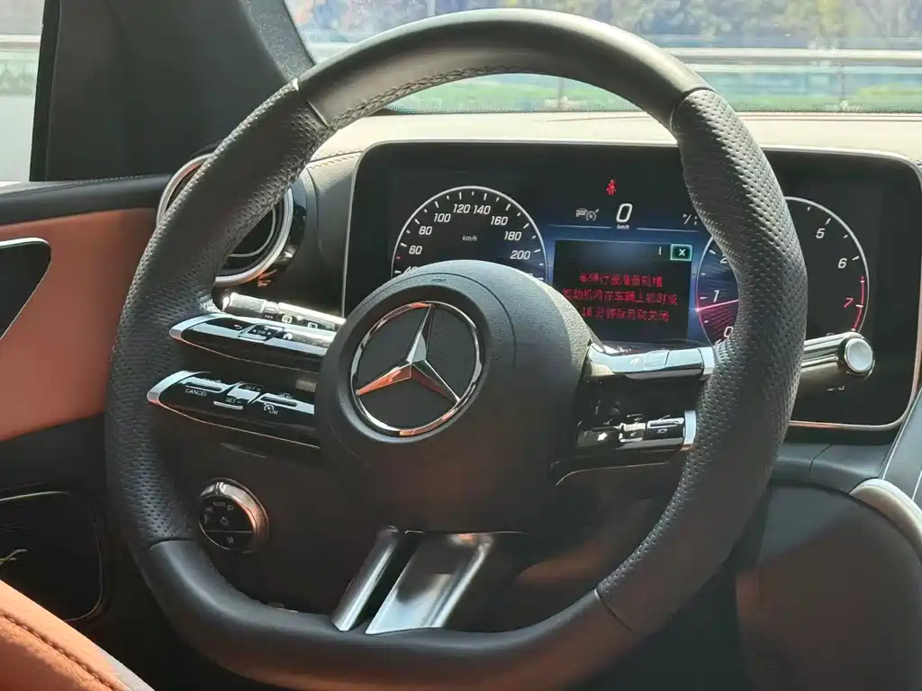 Mercedes-Benz Mercedes-Benz GLC 2023 GLC 260 L 4MATIC Luxury 5-Seat 2023 - thumbnail 7
