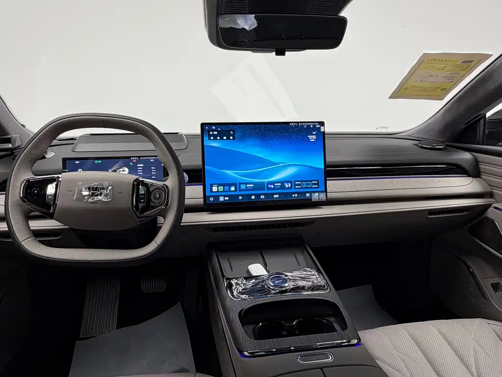 Geely Galaxy Geely Galaxy E8 2025 130km EM-i Flagship Edition 2026 - thumbnail 13