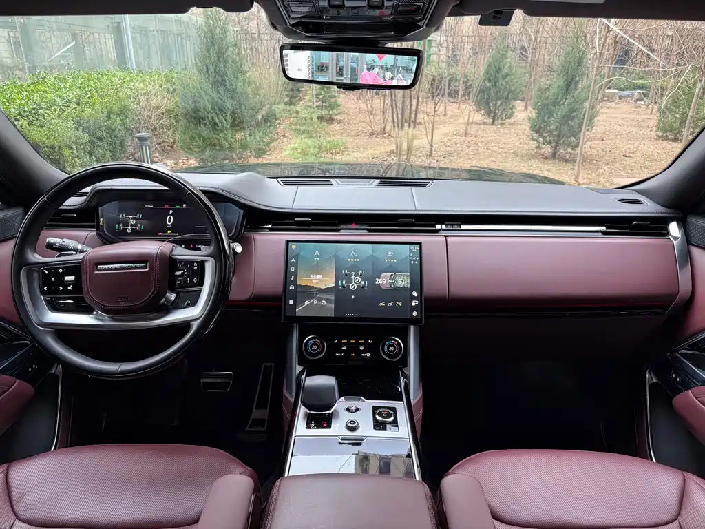 Land Rover Range Rover 2023 3.0 L6 400PS Standard Long Wheelbase 2023 - thumbnail 16