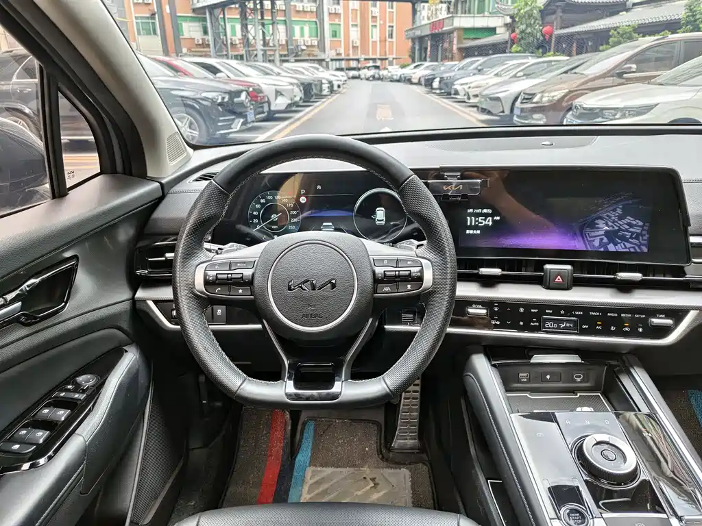 Kia Sorento 2023 2.0T FWD Premium Edition 2024 - thumbnail 6