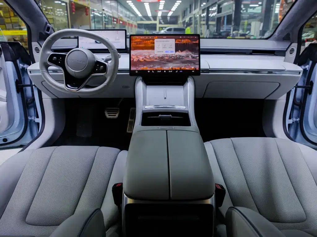 AITO Luxeed S7 2024 Max+ RWD Ultra Range Intelligent Driving Edition 2024 - thumbnail 7
