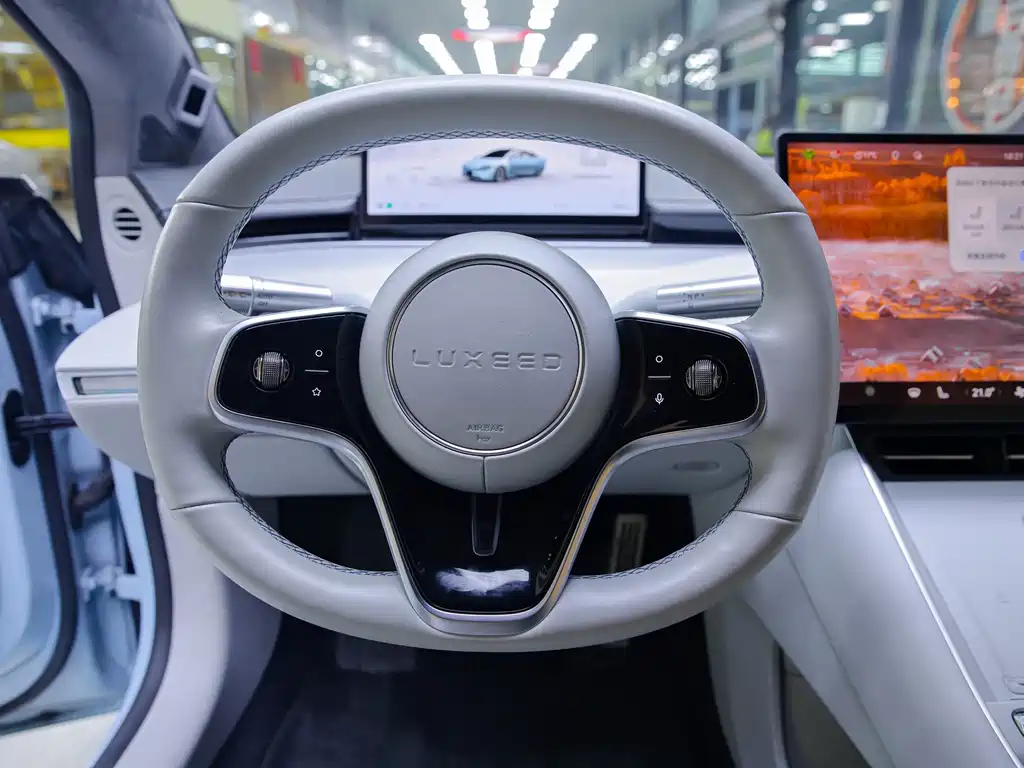AITO Luxeed S7 2024 Max+ RWD Ultra Range Intelligent Driving Edition 2024 - thumbnail 9