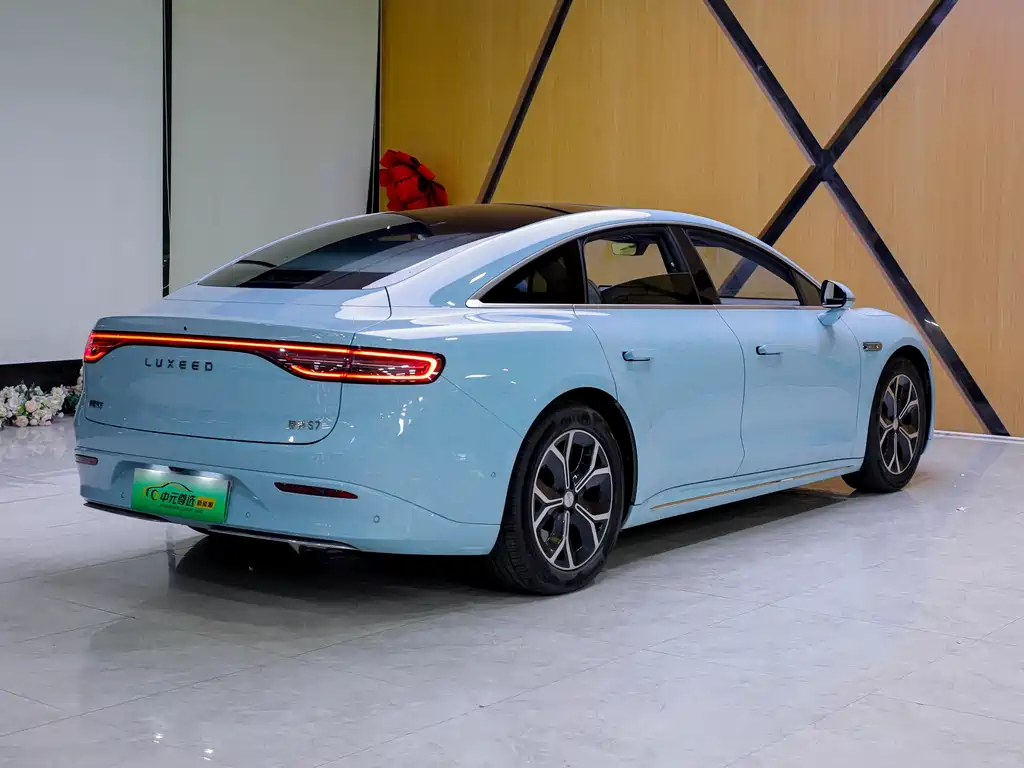 AITO Luxeed S7 2024 Max+ RWD Ultra Range Intelligent Driving Edition 2024 - thumbnail 15