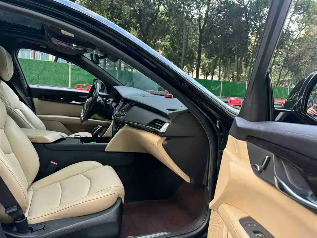 Cadillac Cadillac CT6 2019 28T Fashion Edition 2019 - thumbnail 8