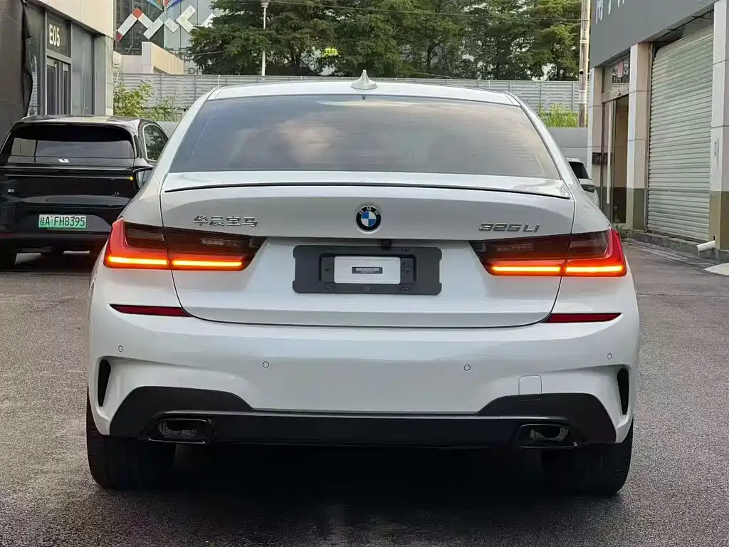 BMW BMW 3 Series 2021 Model 325Li M Sport Shadow Night Package 2021 - thumbnail 8
