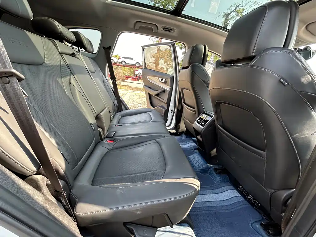 Chery Chery Tiggo 8 PLUS 2022 Kunpeng Edition 390TGDI DCT Premium Version 2022 - thumbnail 13