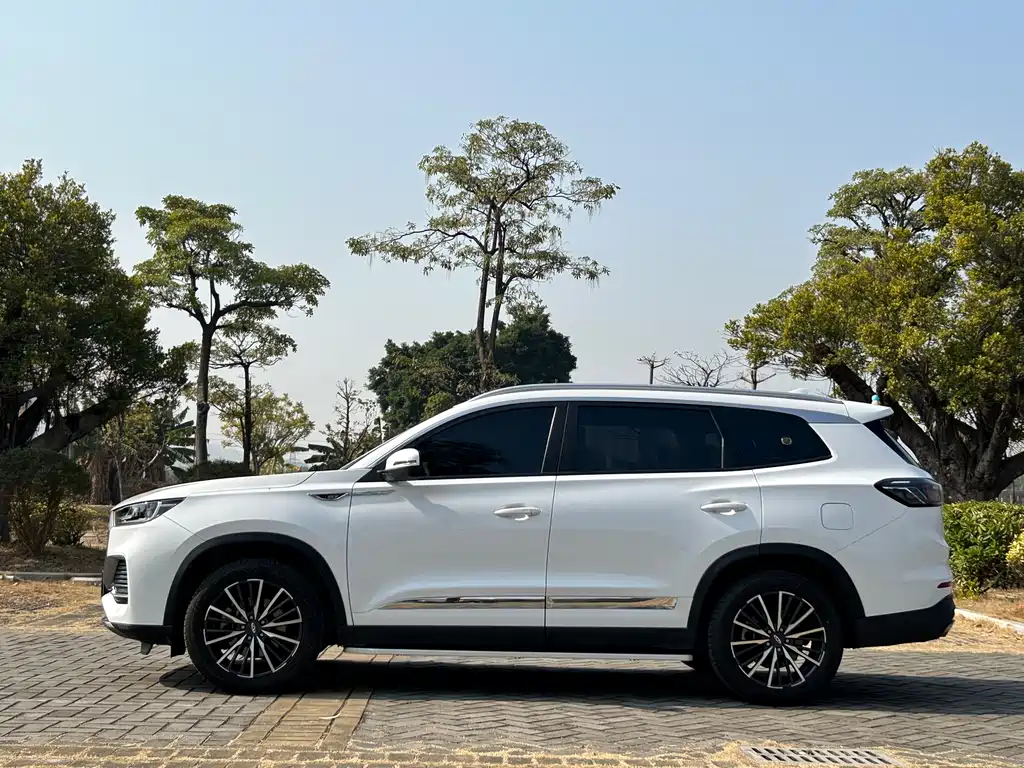 Chery Chery Tiggo 8 PLUS 2022 Kunpeng Edition 390TGDI DCT Premium Version 2022 - thumbnail 16