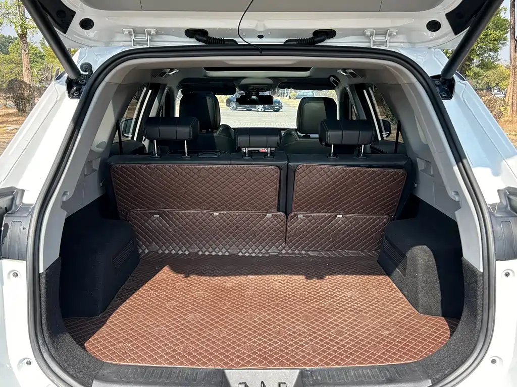 Chery Chery Tiggo 8 PLUS 2022 Kunpeng Edition 390TGDI DCT Premium Version 2022 - thumbnail 18