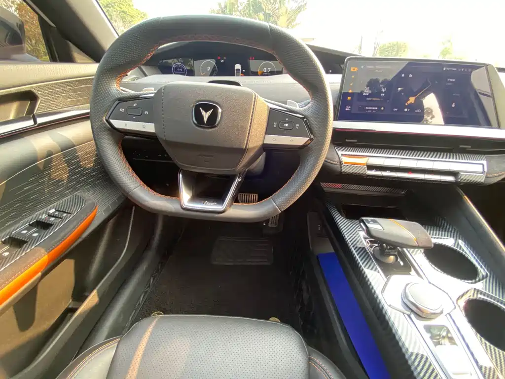 Changan Changan UNI-V 2022 1.5T Sport Edition 2022 - thumbnail 7