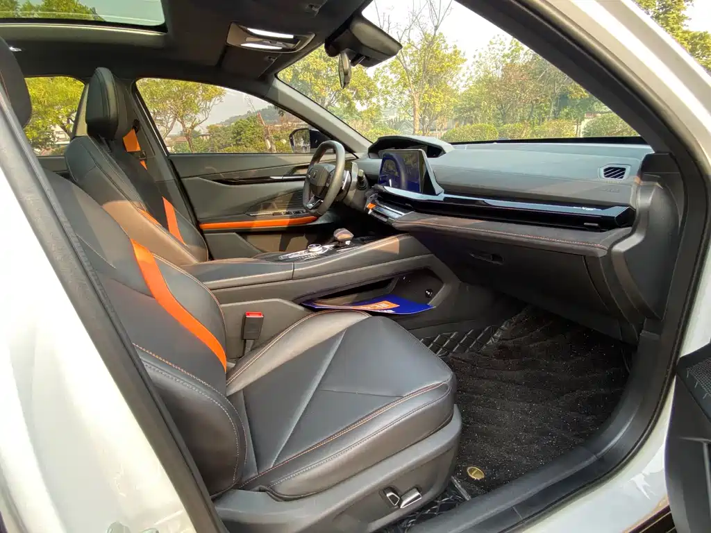 Changan Changan UNI-V 2022 1.5T Sport Edition 2022 - thumbnail 12