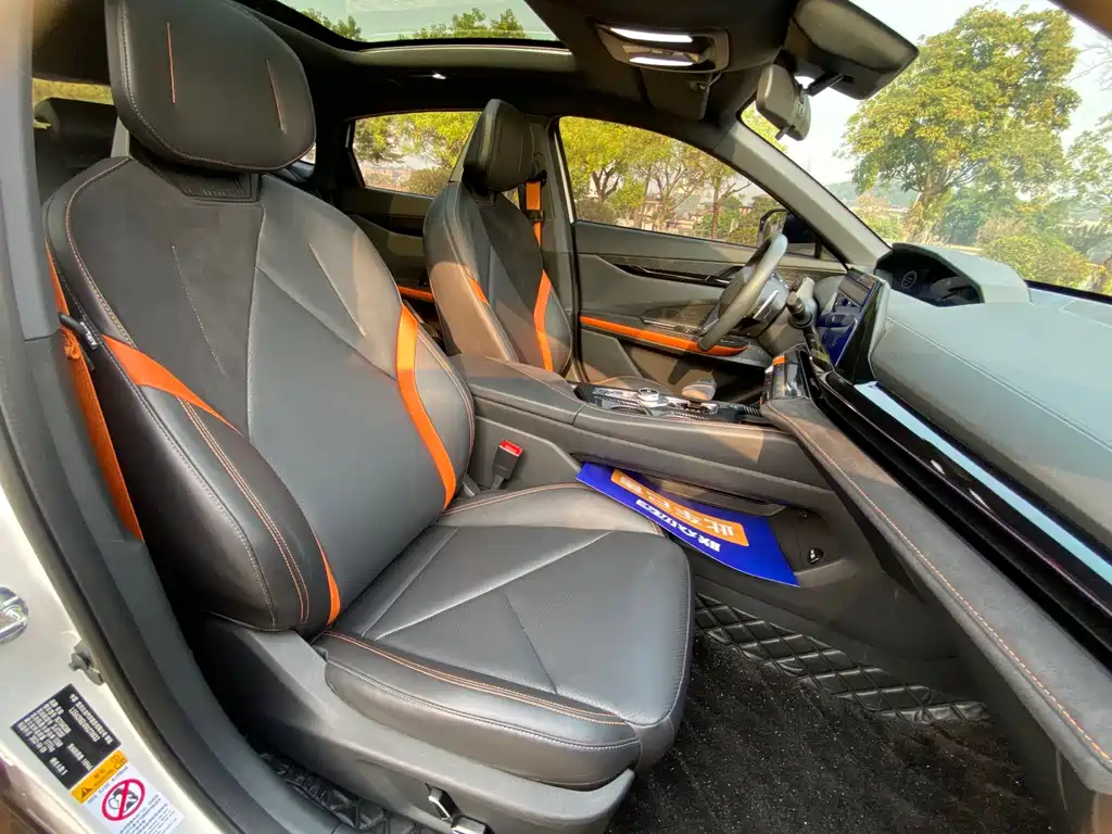 Changan Changan UNI-V 2022 1.5T Sport Edition 2022 - thumbnail 14