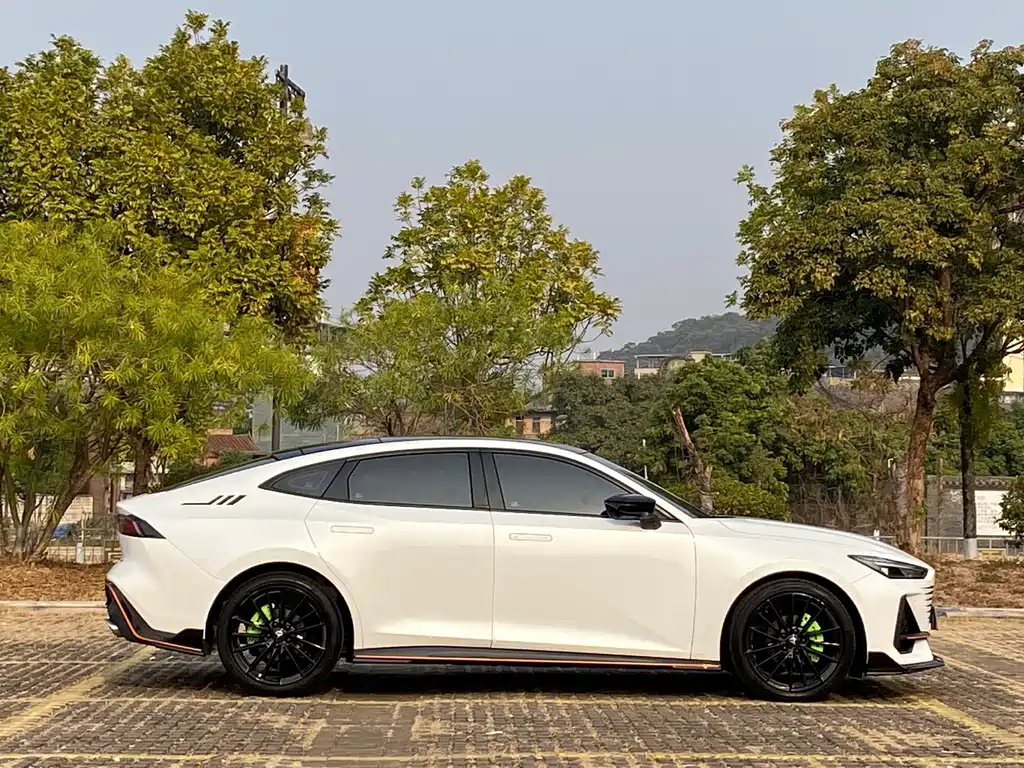 Changan Changan UNI-V 2022 1.5T Sport Edition 2022 - thumbnail 25