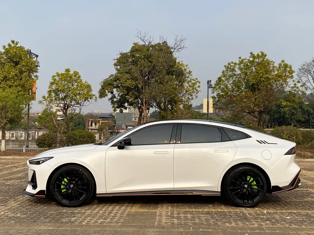 Changan Changan UNI-V 2022 1.5T Sport Edition 2022 - thumbnail 28
