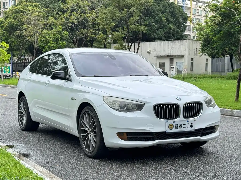 BMW BMW 5 Series GT 2010 535i Luxury Model 2010 - thumbnail 3