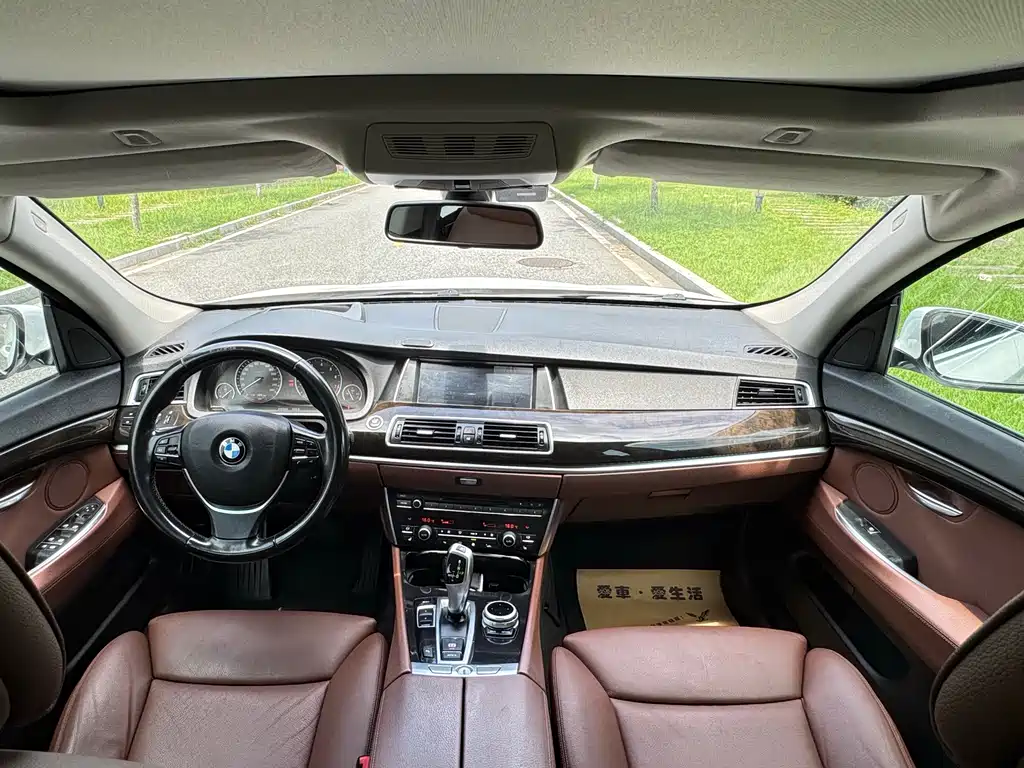 BMW BMW 5 Series GT 2010 535i Luxury Model 2010 - thumbnail 14