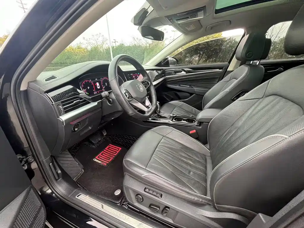 Volkswagen Volkswagen Passat 2023 Facelift 330TSI Galaxy Luxury Edition 2023 - thumbnail 4