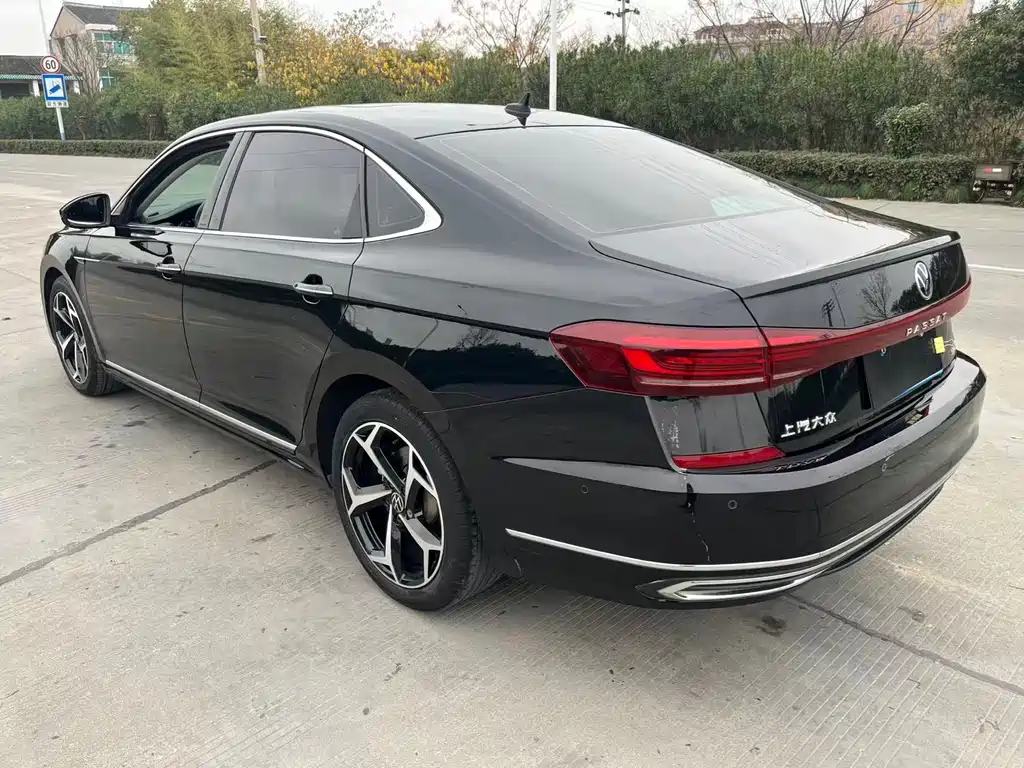 Volkswagen Volkswagen Passat 2023 Facelift 330TSI Galaxy Luxury Edition 2023 - thumbnail 15