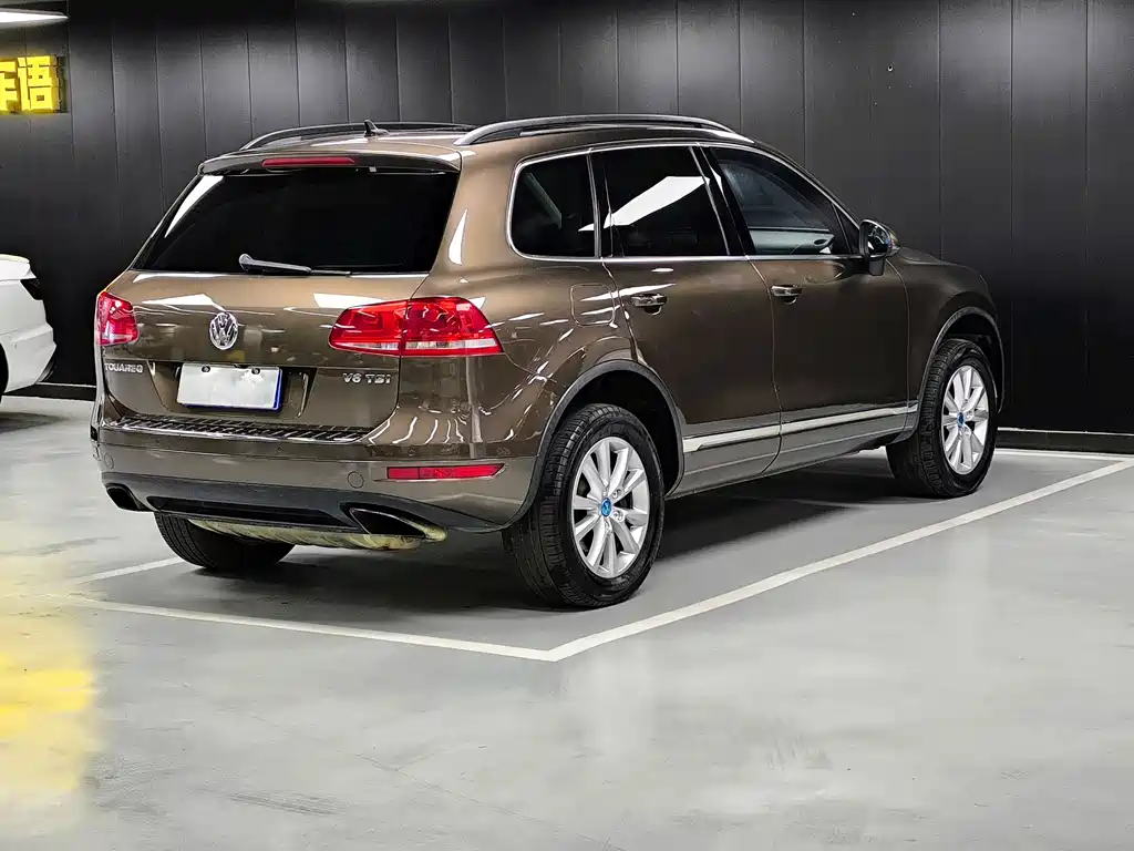 Volkswagen Volkswagen Touareg 2011 3.0 TSI High Configuration Model 2013 - thumbnail 13