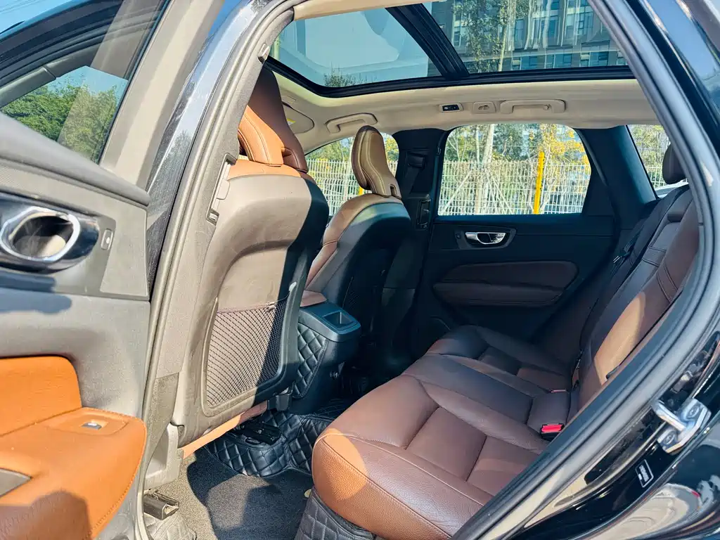 Volvo Volvo XC60 2019 T5 AWD Intelligent Edition国VI 2019 - thumbnail 5