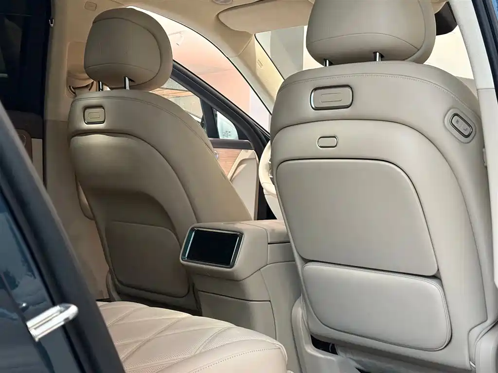 AITO Aito M9 2025 Extended Range Ultra 52kWh 6-seat Version (192-line LiDAR) 2025 - thumbnail 13