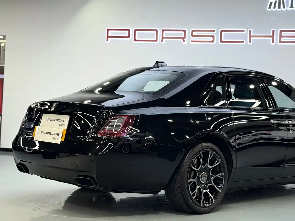 Rolls-Royce Rolls-Royce Ghost 2022 6.7T Black Badge 2023 - thumbnail 11