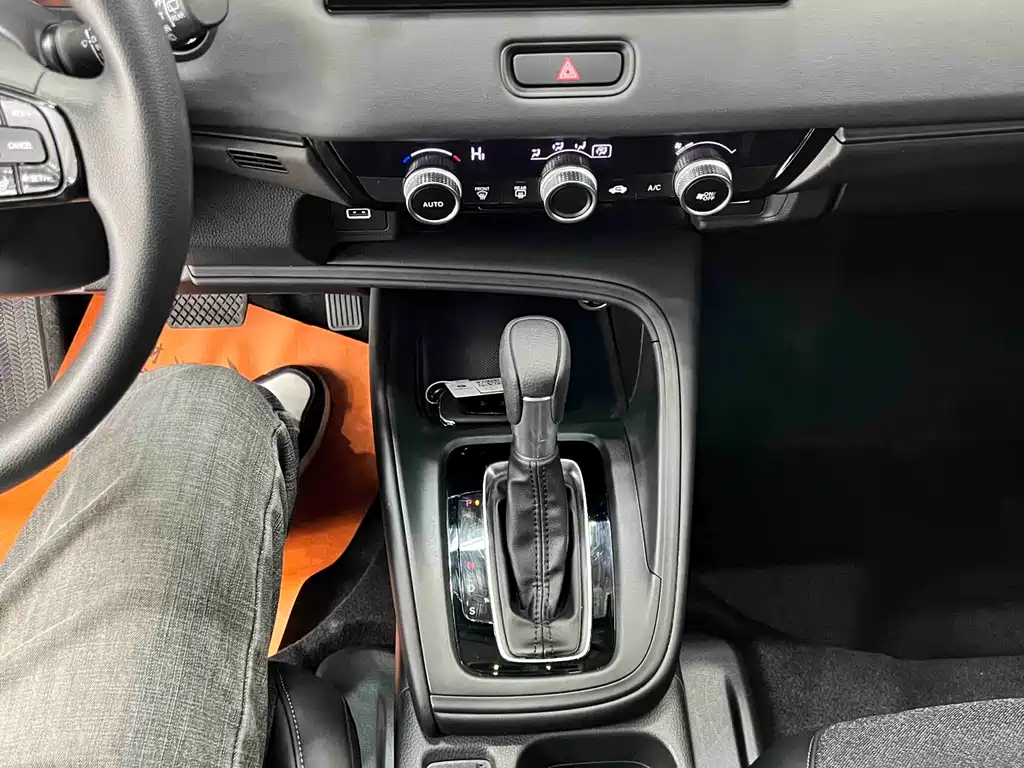 Honda Honda Vezel 2023 1.5L CVT Pioneer Edition 2023 - thumbnail 12