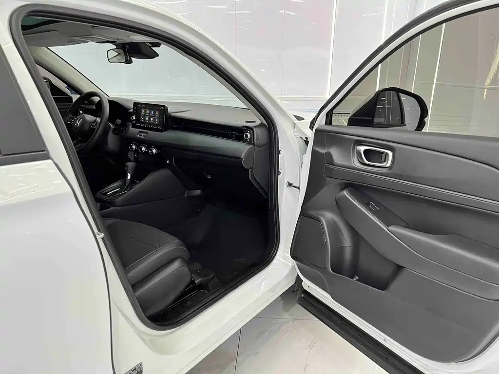 Honda Honda Vezel 2023 1.5L CVT Pioneer Edition 2023 - thumbnail 18