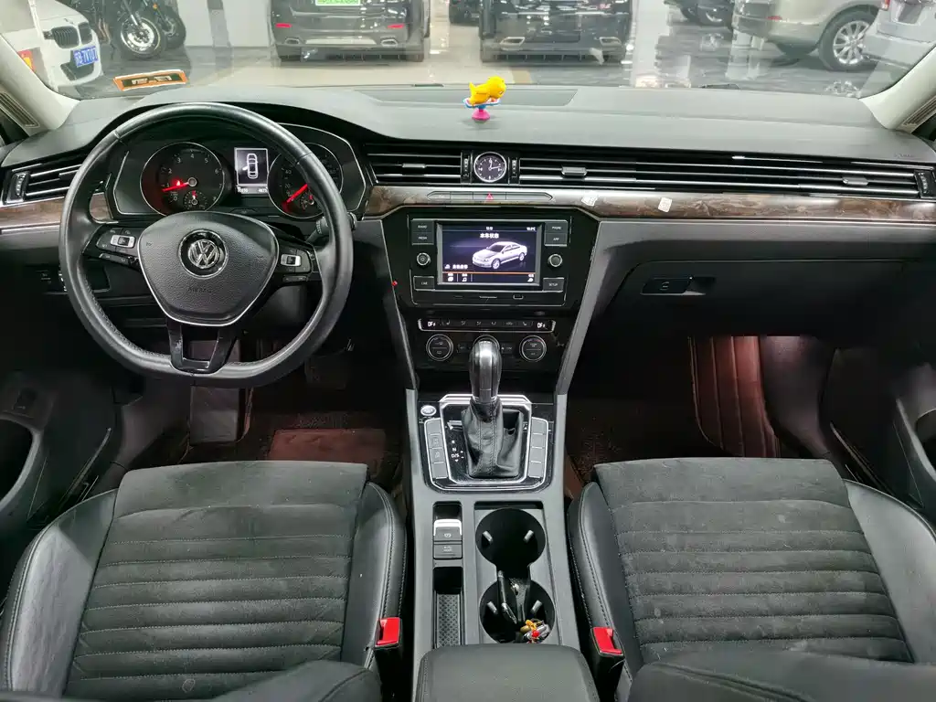 Volkswagen Magotan 2018 330TSI DSG Luxury Edition 2018 - thumbnail 5