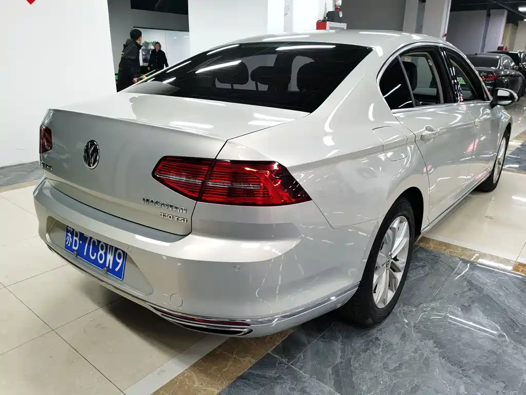 Volkswagen Magotan 2018 330TSI DSG Luxury Edition 2018 - thumbnail 8