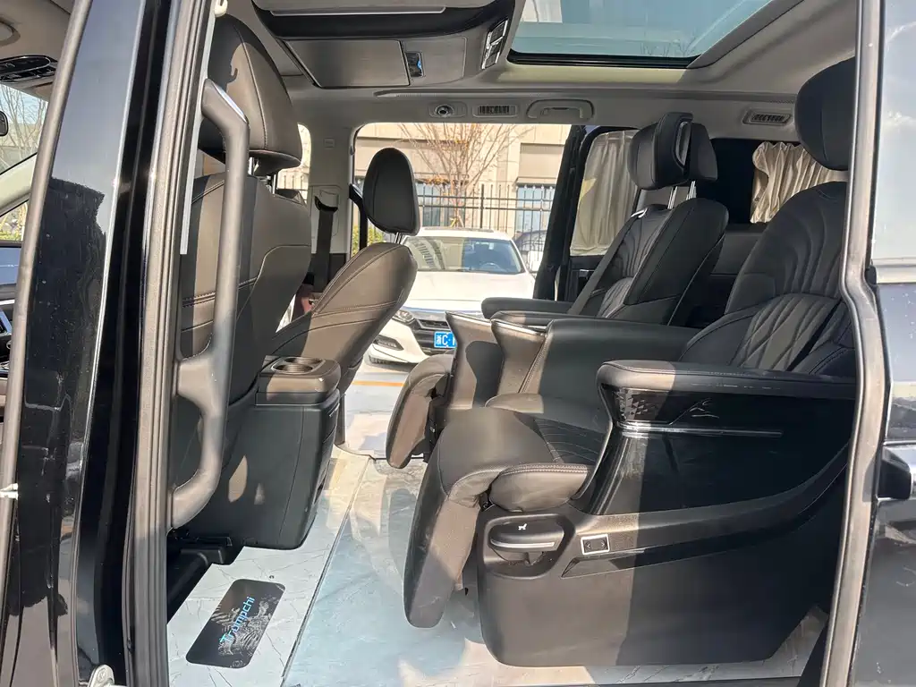 GAC Trumpchi GAC Trumpchi M8 2023 Master Series Hybrid Flagship Edition 2023 - thumbnail 10