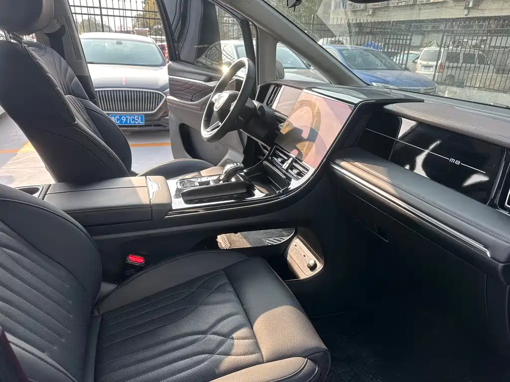 GAC Trumpchi GAC Trumpchi M8 2023 Master Series Hybrid Flagship Edition 2023 - thumbnail 22