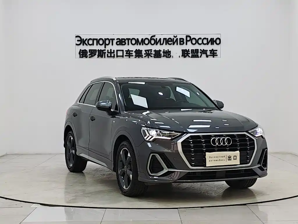 Audi Audi Q3 2023 35 TFSI Fashion Dynamic Model (1.4T) 2023 - thumbnail 3