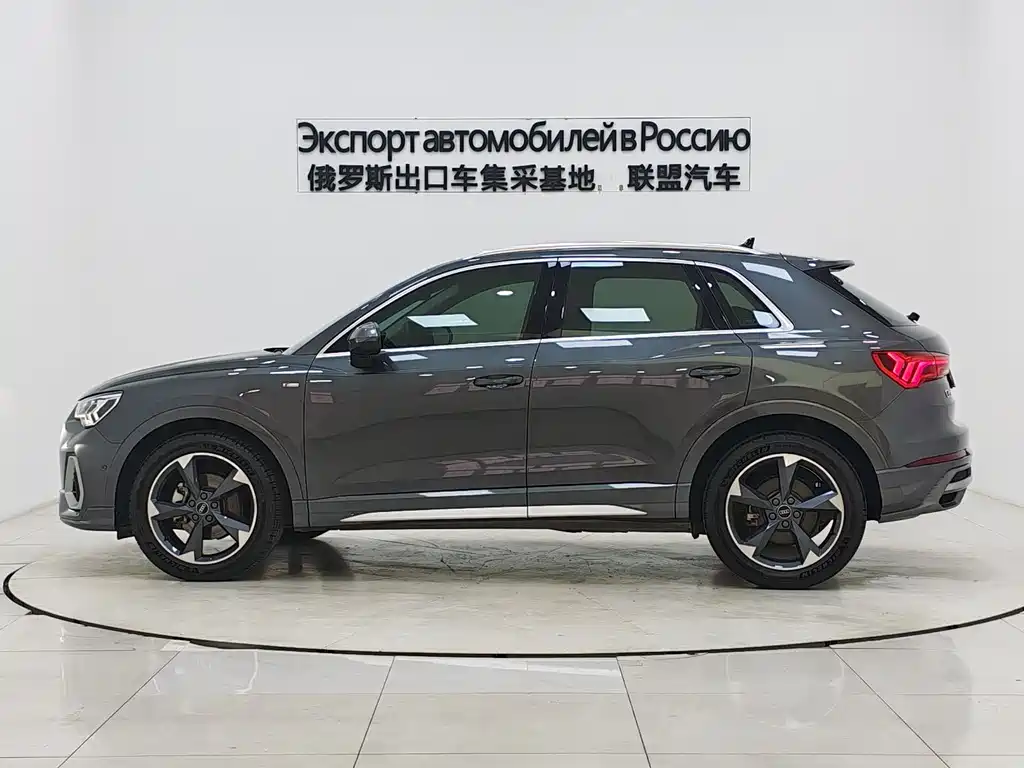 Audi Audi Q3 2023 35 TFSI Fashion Dynamic Model (1.4T) 2023 - thumbnail 5